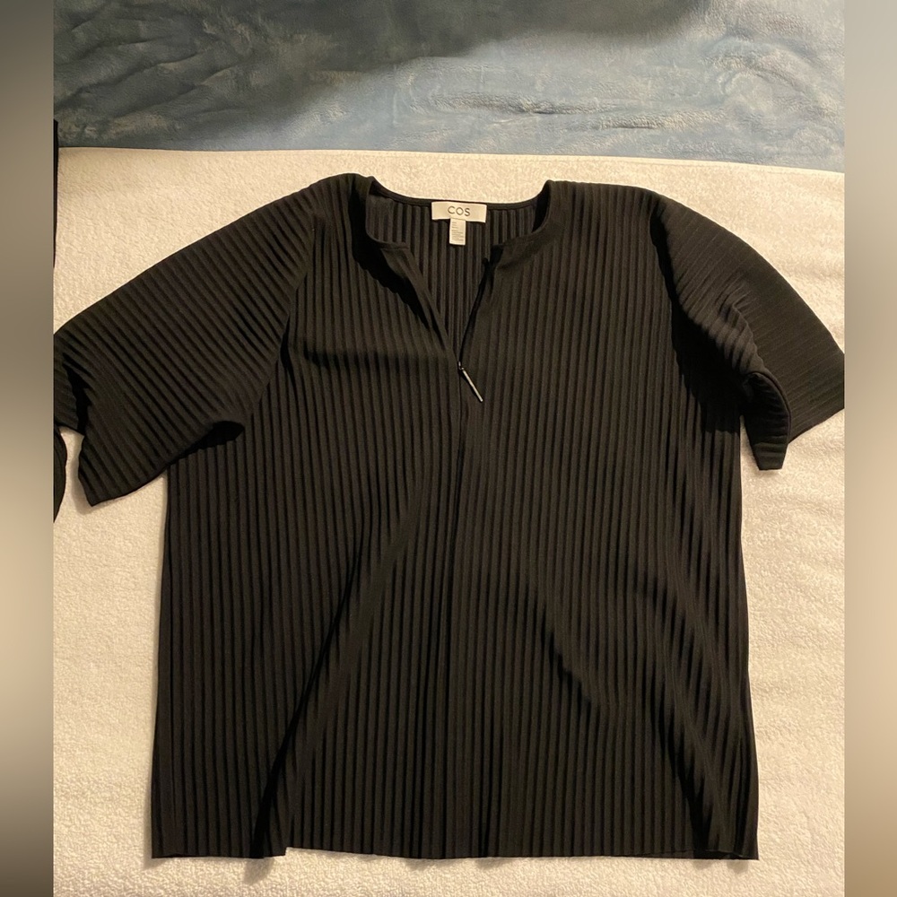 COS Black Pleated 2pieces set - Picture 3 of 12